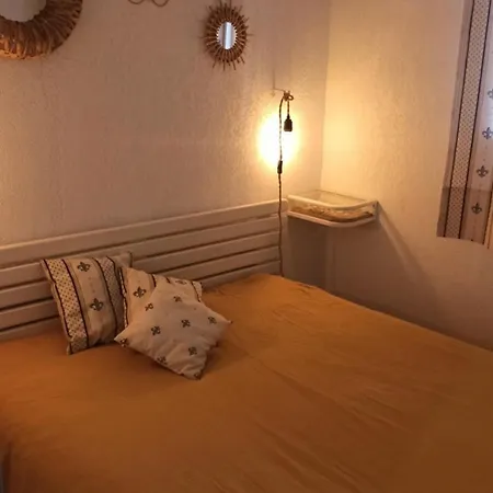 Apartment A Pieds Nus Jusqu'a La *