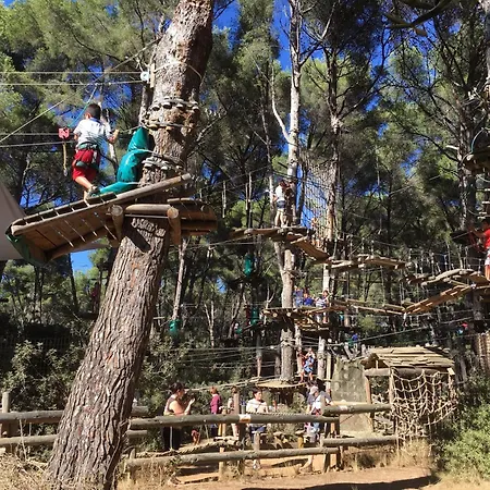 A Pieds Nus Jusqu'a La شقة